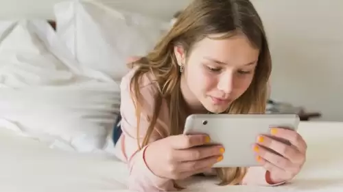 AKP’den Dijital Düzenleme Hamlesi: 15 Yaş Altı Sosyal Medya Kullanımı Yasaklanabilir