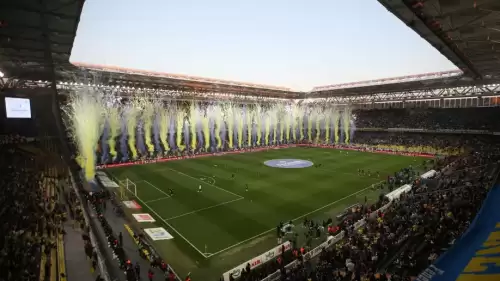 “Kadıköy’de Şampiyonluk Ateşi: Fenerbahçe’den Rizespor Maçı İçin Birlik Çağrısı”