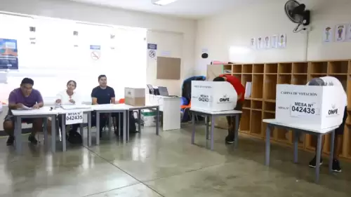 Peru’da başkanlık seçimleri sonuçlarının açıklanması ertelendi