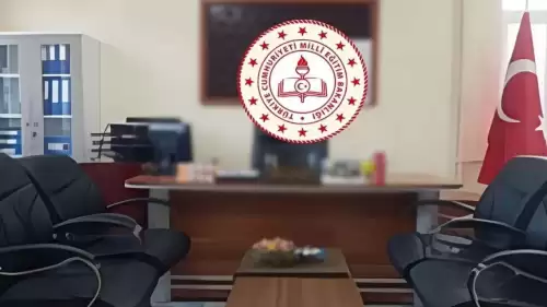 Okul müdürü ve müdür yardımcıları için heyecanlı bekleyiş sona erdi! MEB, 2026 yılı yeniden yönetici görevlendirme takvimini ilan etti. Süreç Mayıs ayında resmiyet kazanıyor.