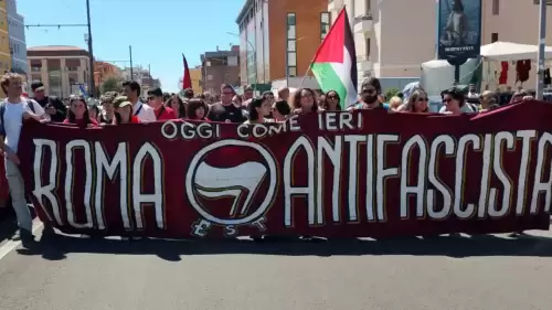 İtalya’da Faşizme Karşı Yürüyüş Düzenlendi