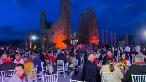 PERGE’DE IŞIKLAR TURİZM İÇİN YANDI