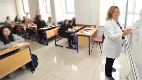 Eğitim camiası bu kıyaslamayı konuşuyor! Türkiye ve Almanya’daki öğretmen maaşları, alım gücü ve yaşam standartları üzerinden yapılan son analiz, çarpıcı farkları ortaya koydu. Türk öğretmeni, Alman meslektaşının refah düzeyinin neresinde?