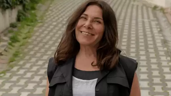 Youtuber Bir Kahraman ve Sanal Dünya: "Para Gürültüsü" Bize Ne Anlatıyor?