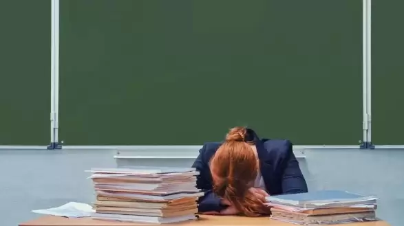 Eğitimde Ölçme Değerlendirme Çıkmazı! Ortak Sınav Takvimi Öğretmenleri Zorluyor: Aynı Hafta İçinde 3 Ayrı Sınav Hazırlığı ve Uygulama Sorumluluğu