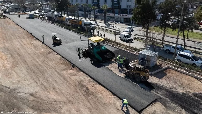 İzmir’de Yol Yenileme Çalışmaları Yoğun Tempo ile Sürüyor