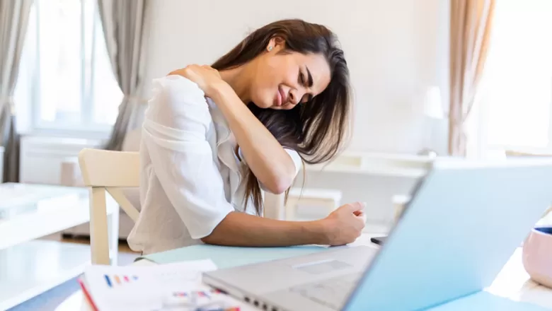 Ofis çalışanlarına kritik uyarı: Masa başı mesai fıtık ediyor