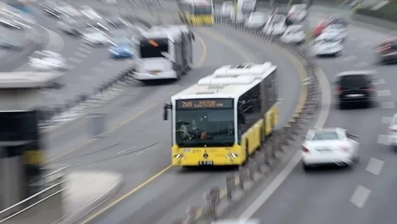 Ulaşım Maliyetleri Düşüyor! Kamu Çalışanları İçin Yeni Dönem: İşte İndirimli Toplu Taşıma Avantajından Yararlanacak 3 Şanslı Kurum