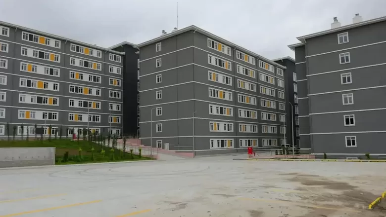 Balıkesir KYK Yurdunda Bir Öğrenci 3. Kattan Düştü