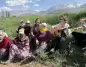 Üniversite öğrencilerinden anlamlı jest: Tarlada çalışan kadınlar için özel Anneler Günü konseri!