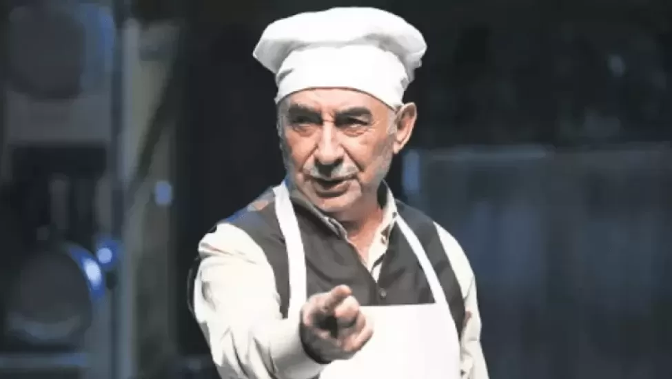 Usta oyuncu Şener Şen 40 yıl sonra son kez sahnede