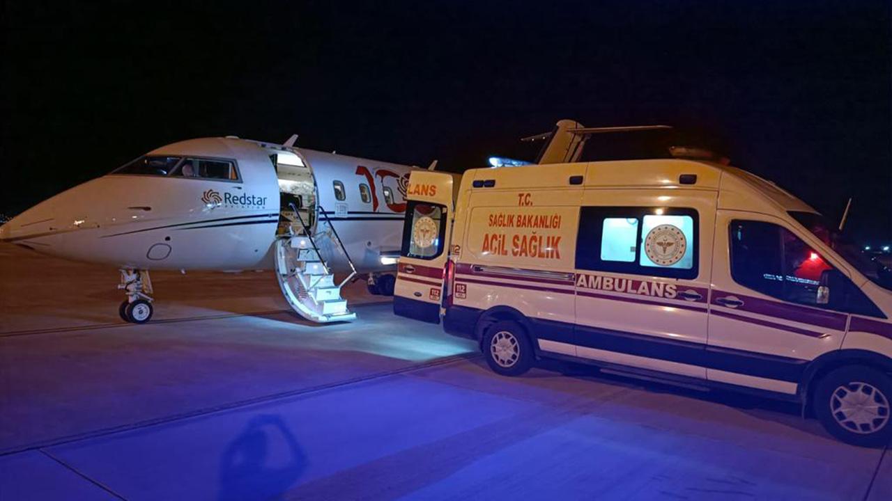Acil durumda olan Down sendromlu bebek için ambulans uçak havalandı