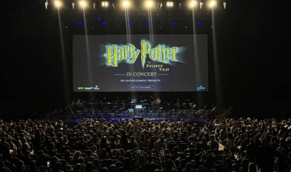 'Harry Potter ve Felsefe Taşı' filminin özel gösterimi, büyülü bir atmosferde sinemaseverlerle buluştu!