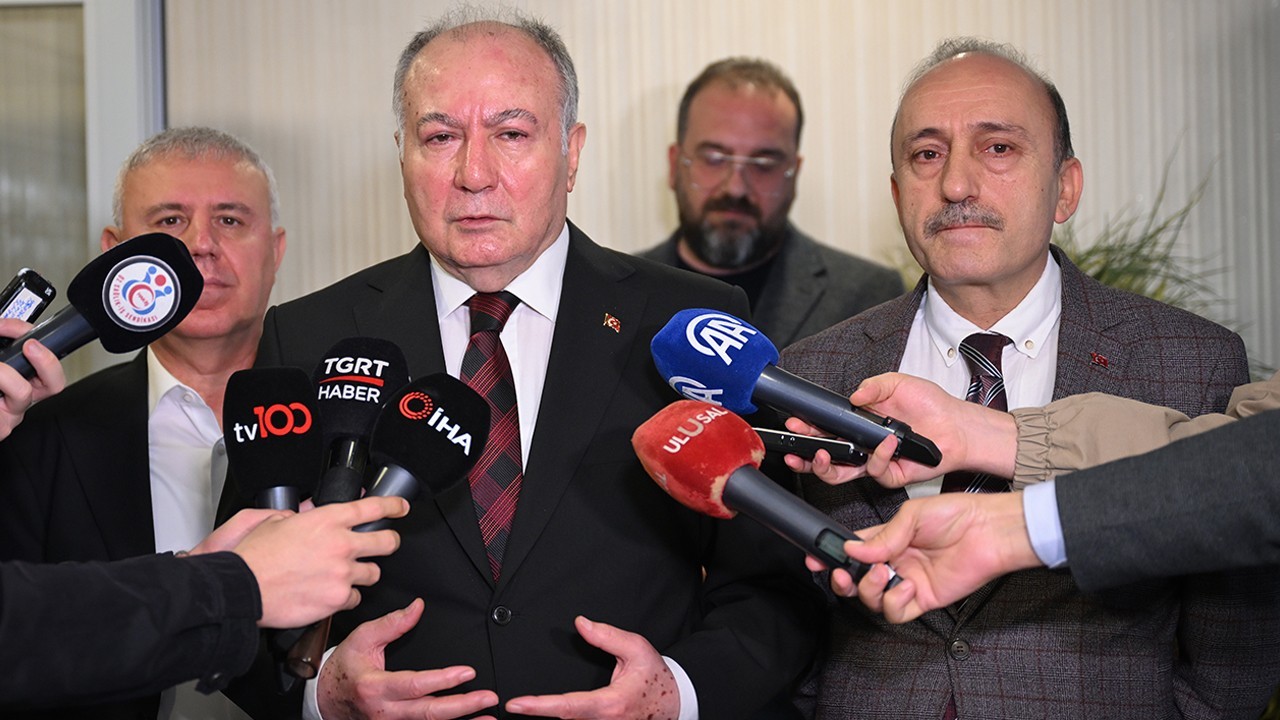 600 bin kamu çalışanını ilgilendiren toplantı sona erdi: Ücretler ve sosyal haklar görüşüldü.
