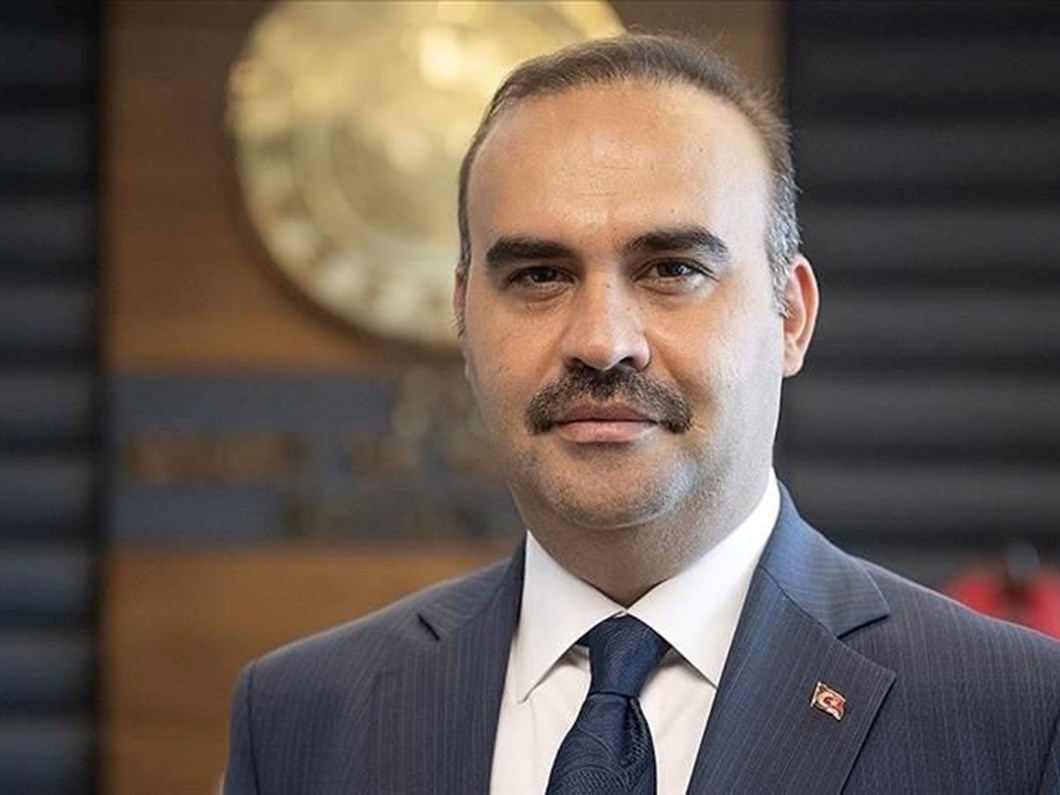 Bakan Kacır'dan Müjdeli Haber: "Sanayi ve Teknoloji Kolejleri İçin Hazırlıklar Başlıyor"