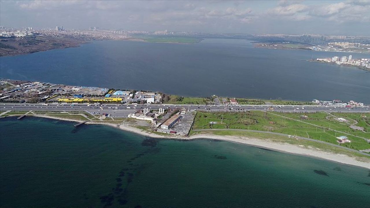 Kanal İstanbul Projesi'nde Kuveytli bir şirkete ait arsa yatırımı, sahte imza skandalıyla tehlikeye girdi.