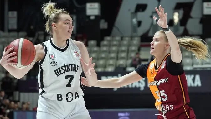 Beşiktaş BOA  Dörtlü Final’de
