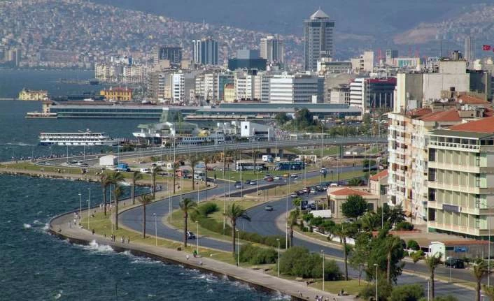 İZDENİZ, Yangın Tatbikatı Gerçekleştirdi: Acil Durumlara Hazır!