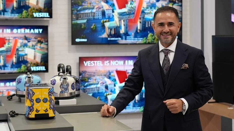 VESTEL CEO’SU GÖREVİNİ BIRAKTI