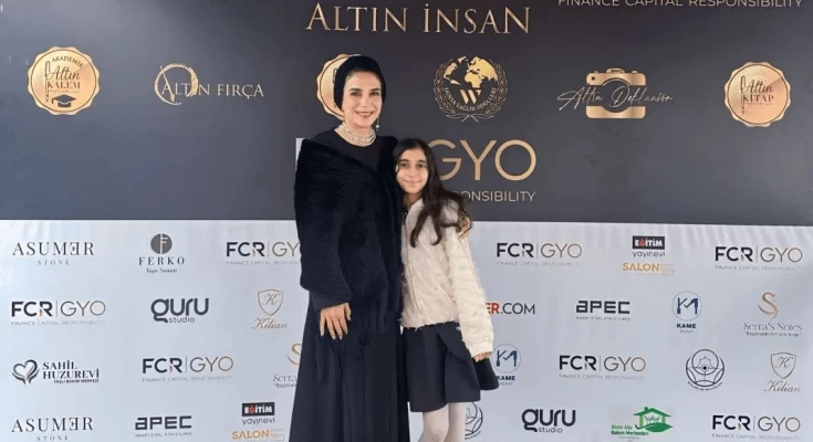 Minik ressam Zeynep Reyyan Gören ilk sergisini gerçekleştirdi