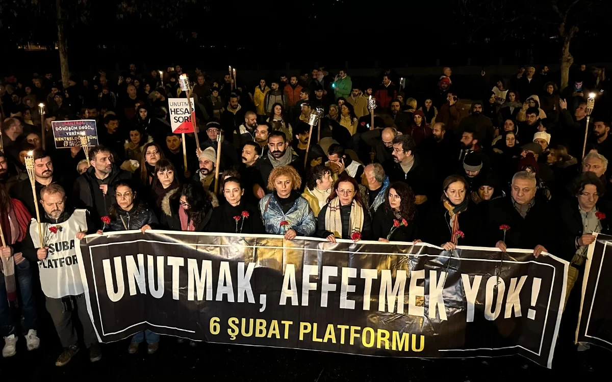 Bir Şehrin Üç Yıllık Yasının Ardından: Yıkım, Belirsizlik ve Talan.