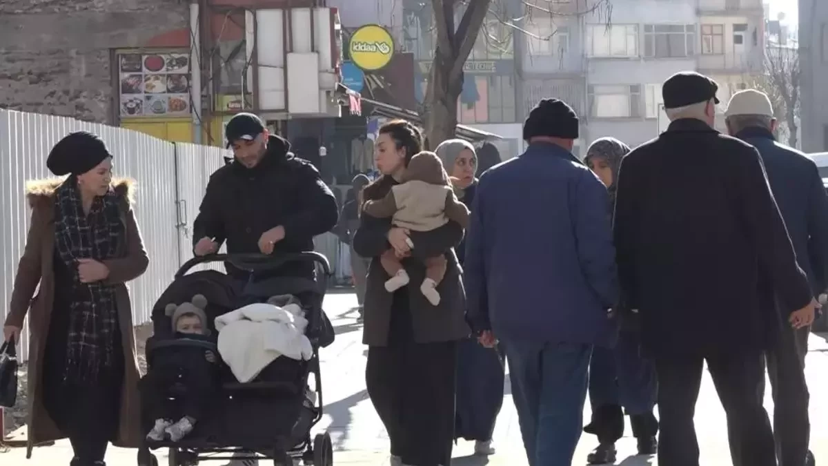 Dolandırıcılar Ramazan’ı Fırsat Bilip Banka Hesaplarını Hedef Alıyor – Bir “Tık” ile Hesabınız Boşalabilir!  Haber Başlığı: