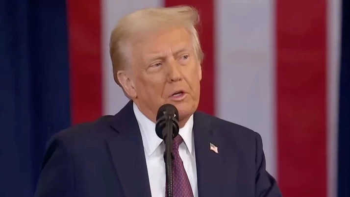 Trump’tan Küresel Ticaret Hamlesi: Tarife Oranını Yüzde 15’e Çıkardı.