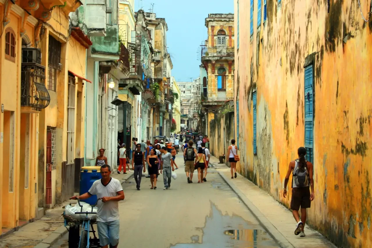 Küba’da ulusal elektrik şebekesi çöktü