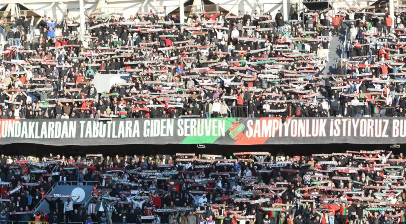 Karşıyaka aynı gün 2 farklı branşta sahaya çıkıyor