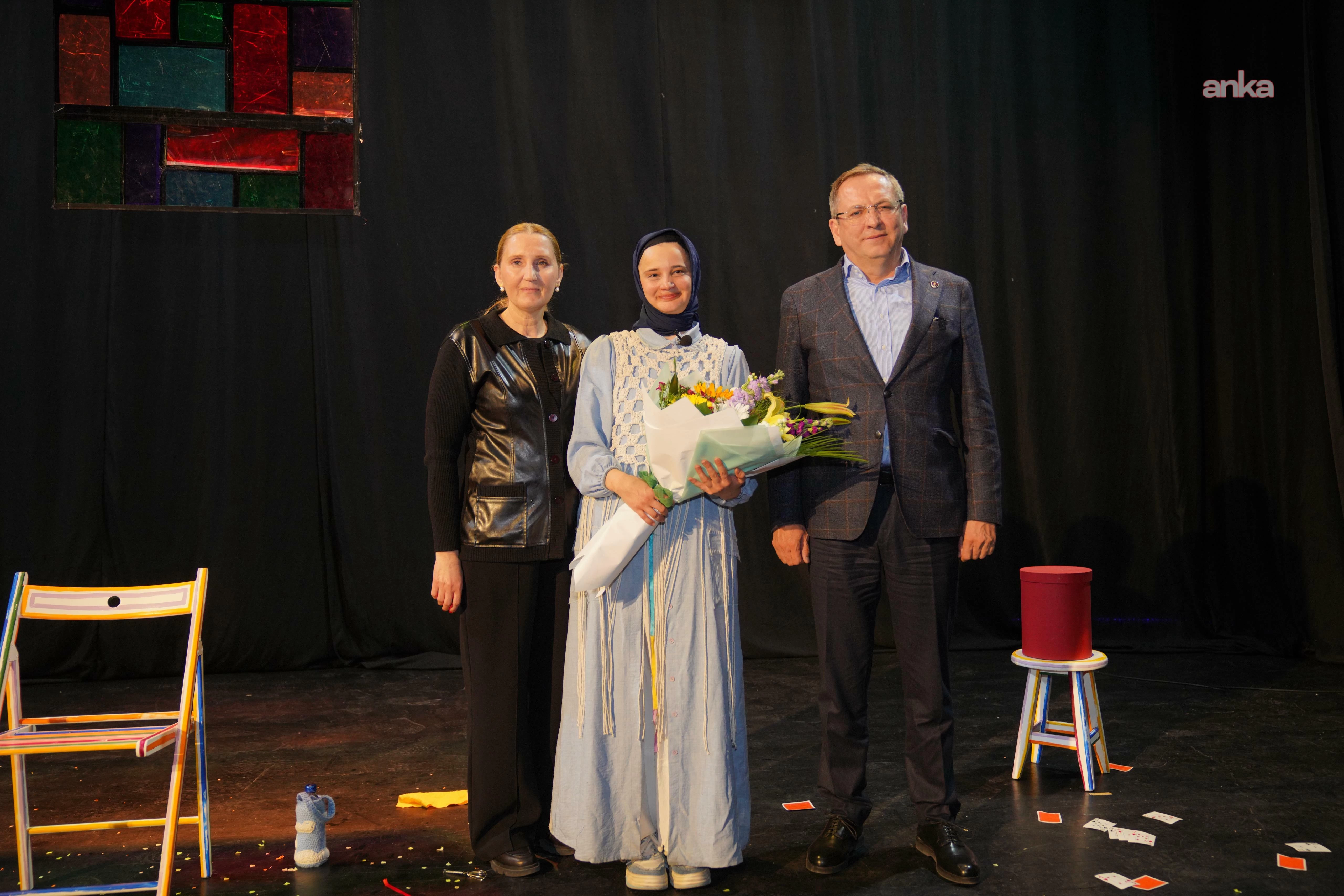 Sanatın Gücü Ayvalık’ta Yükseliyor: 6. Kadın Oyunları Festivali Başladı