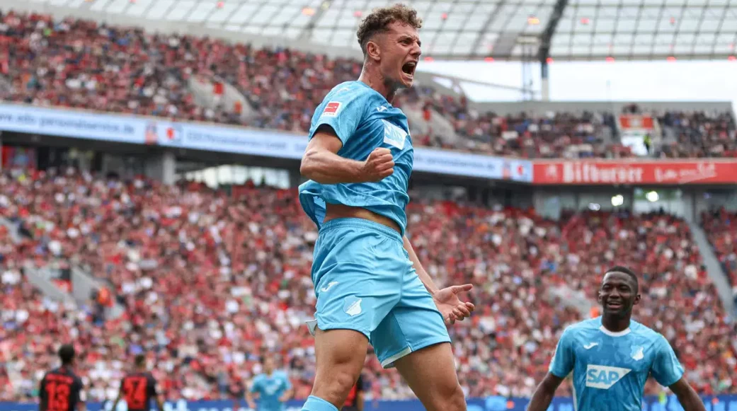 Kadıköy'e Yeni Golcü Adayı: Fisnik Asllani Gündemde