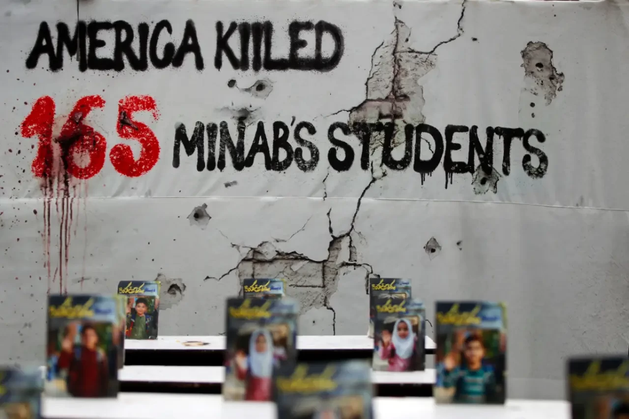 İran’da anma töreni: Gençler için sessiz yürüyüş