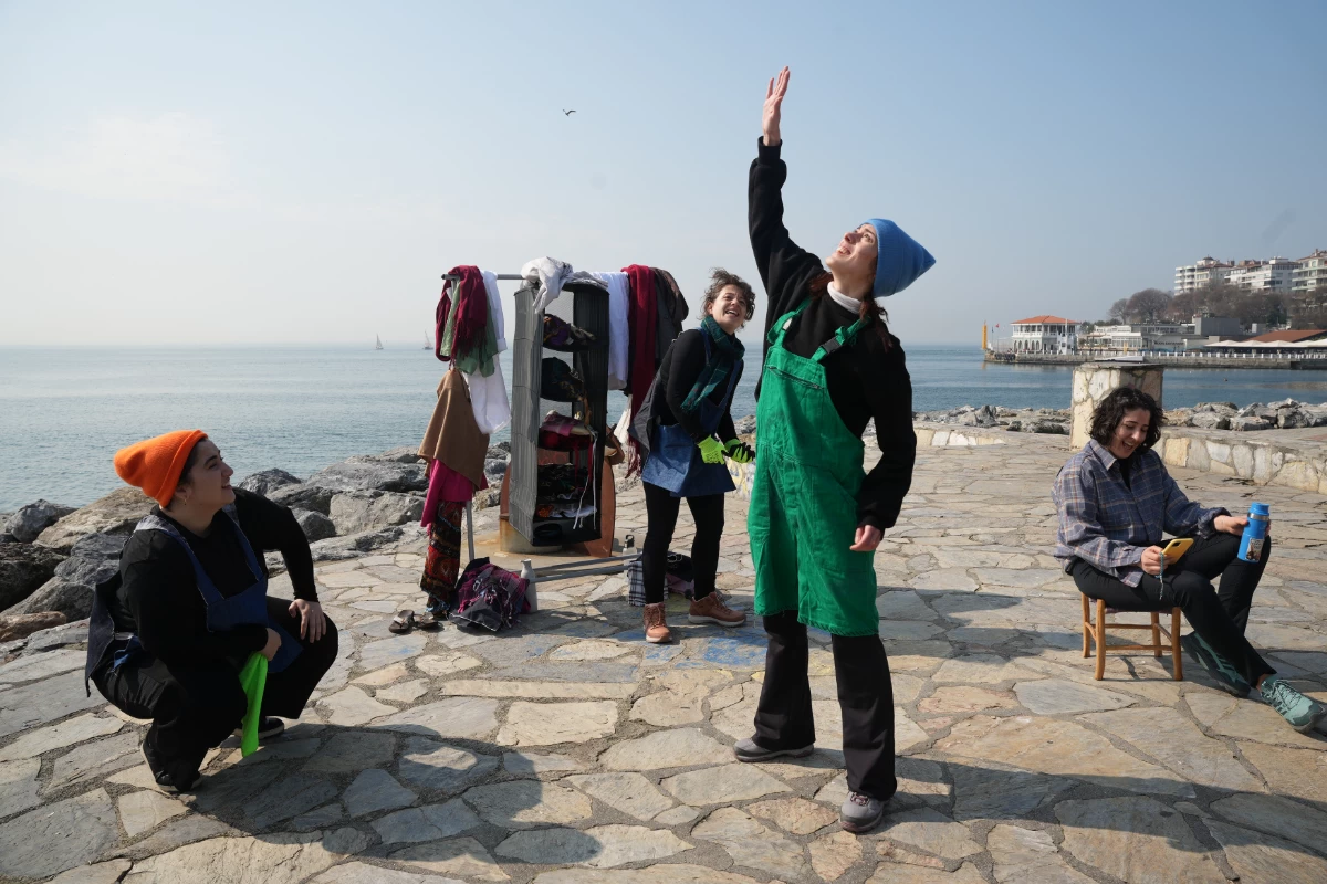 “İşçi Değil Çocuk” Projesi İstanbul Sokaklarında Sahneleniyor