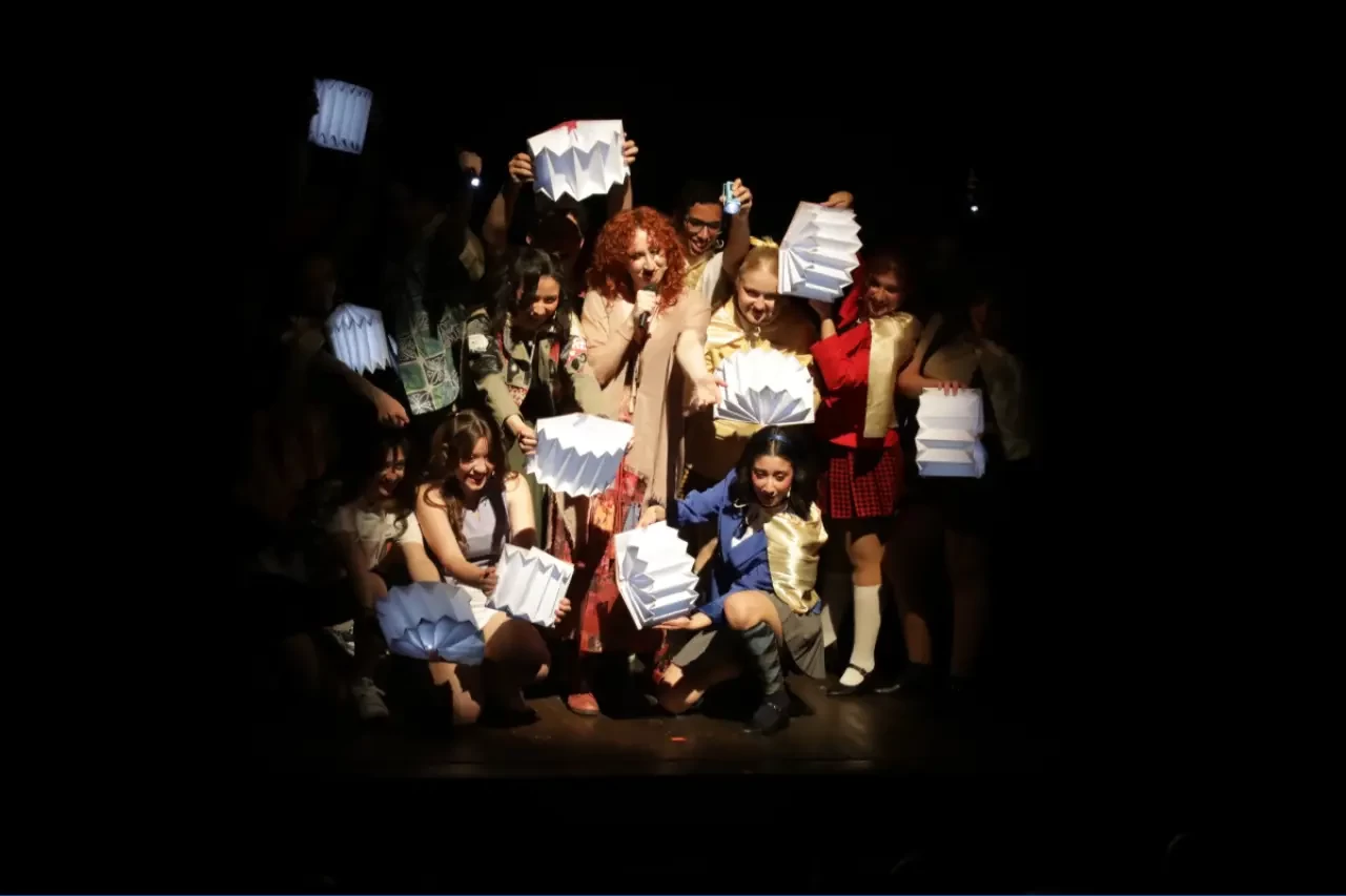 Geleceğin Yıldızları Parlıyor! İBB Şehir Tiyatroları "Liseler Arası Tiyatro Buluşması" İçin Perde Dedi: Genç Yetenekler Profesyonel Sahnede Devleşecek