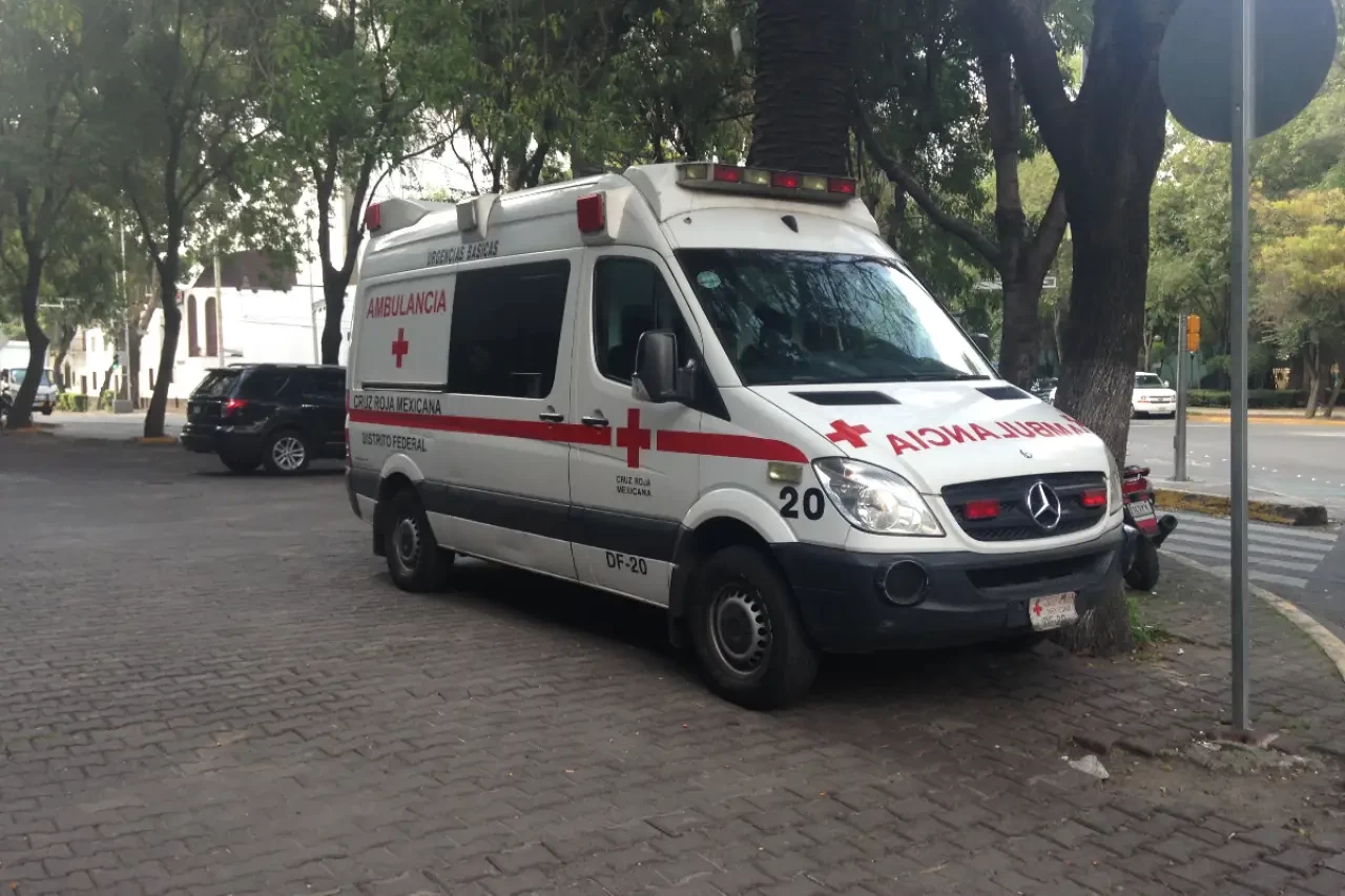 Meksika’da Mezuniyet Töreni Faciası: Platform Çöktü, 33 Öğrenci Yaralandı