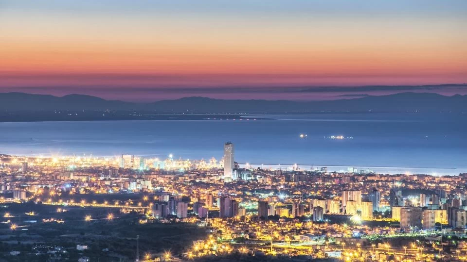 Akdeniz’in Saklı Hazinesi Mersin: Gurme Lezzetler, Antik Kentler ve Turizm Rehberi