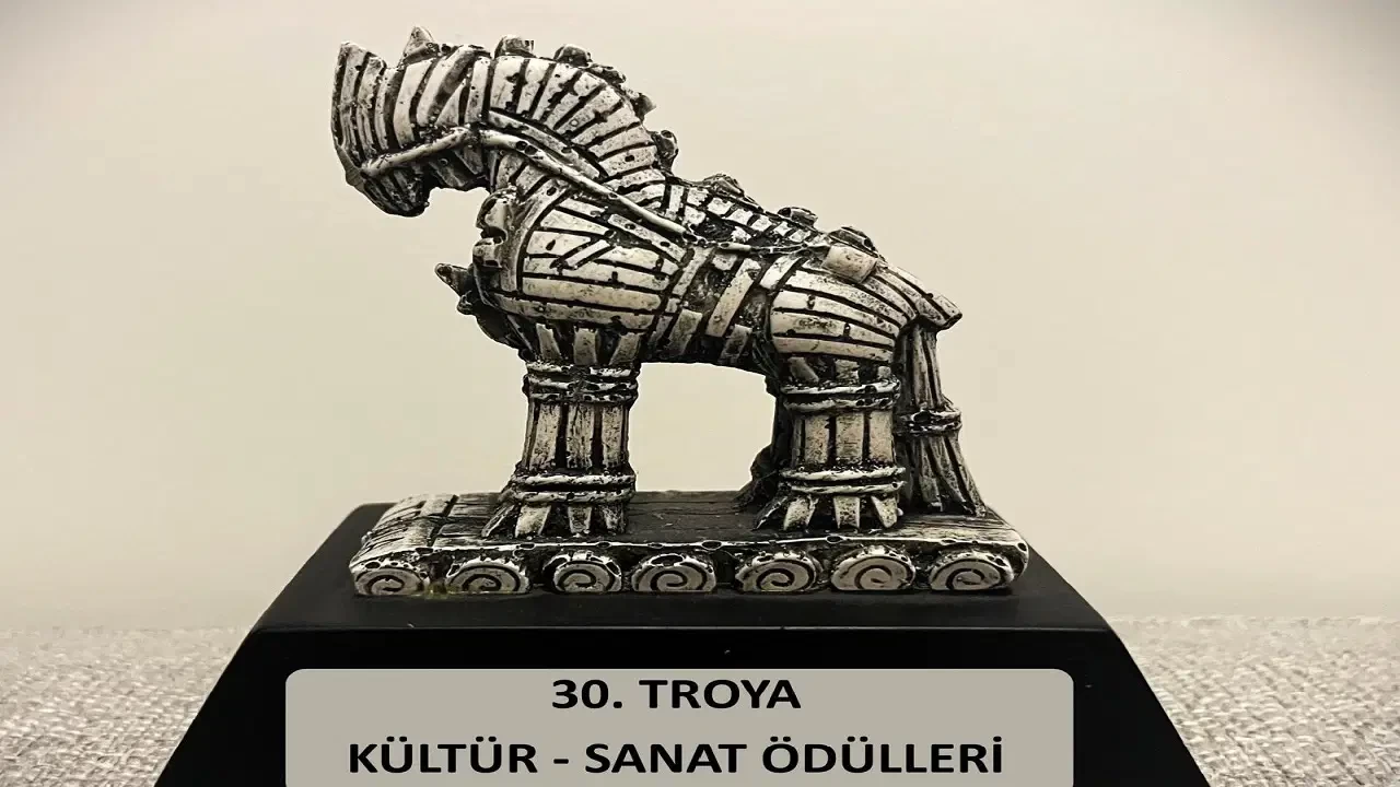 Troya Ödülleri’nde Üçüncü Onur Yılı: Başarılarla Dolu 30 Yıllık Yolculuk