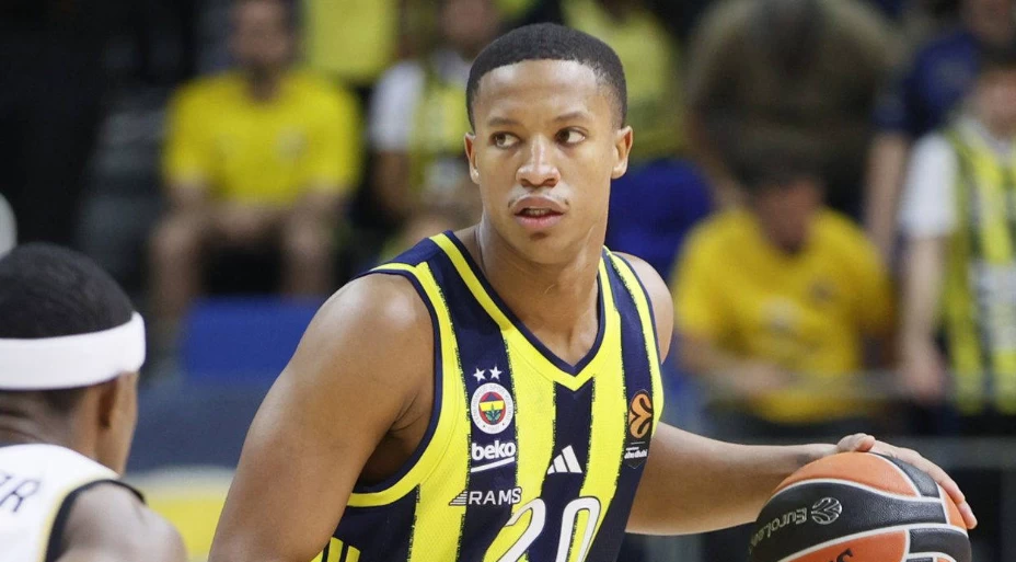 Fenerbahçe’de Ayrılık Çanları: Devon Hall’un Yeni Adresi Milano Oluyor