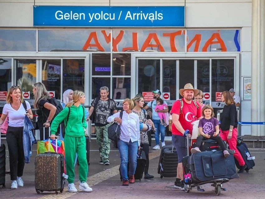 2026 Turizm Sezonunda "Üç Bayram" Bereketi: Sektör Sezonu Erken Açıyor