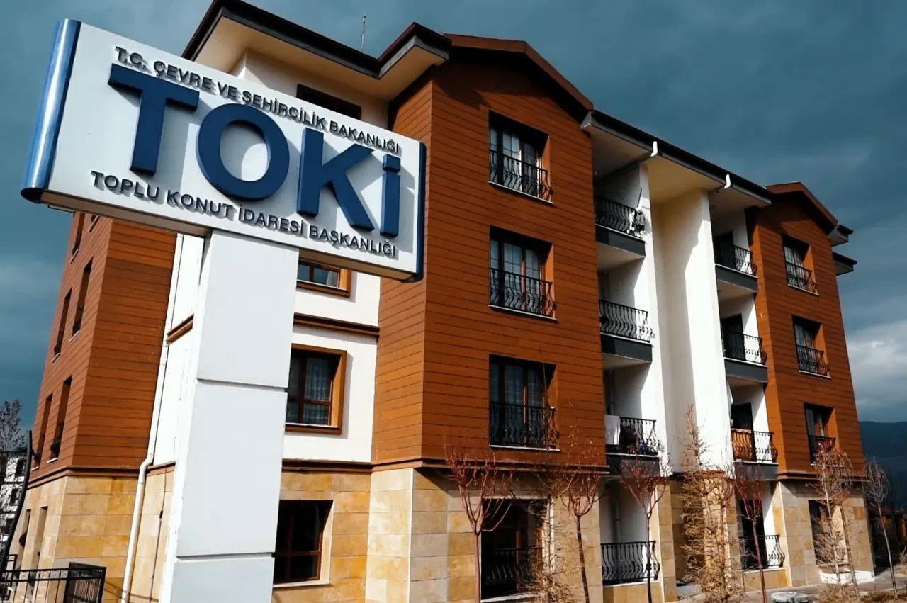 İstanbul’da Konut Heyecanı Yeniden Alevlendi! TOKİ 100 Bin Sosyal Konut Projesinde Kura Takvimi Belli Oldu mu? Hak Sahibi Sorgulama Nasıl Yapılacak?