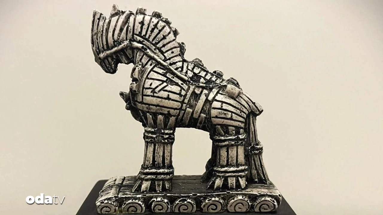 Otuz Yıllık Bir Kültür Geleneği: Troya Sanat Ödülleri Görkemli Bir Törenle Dağıtıldı