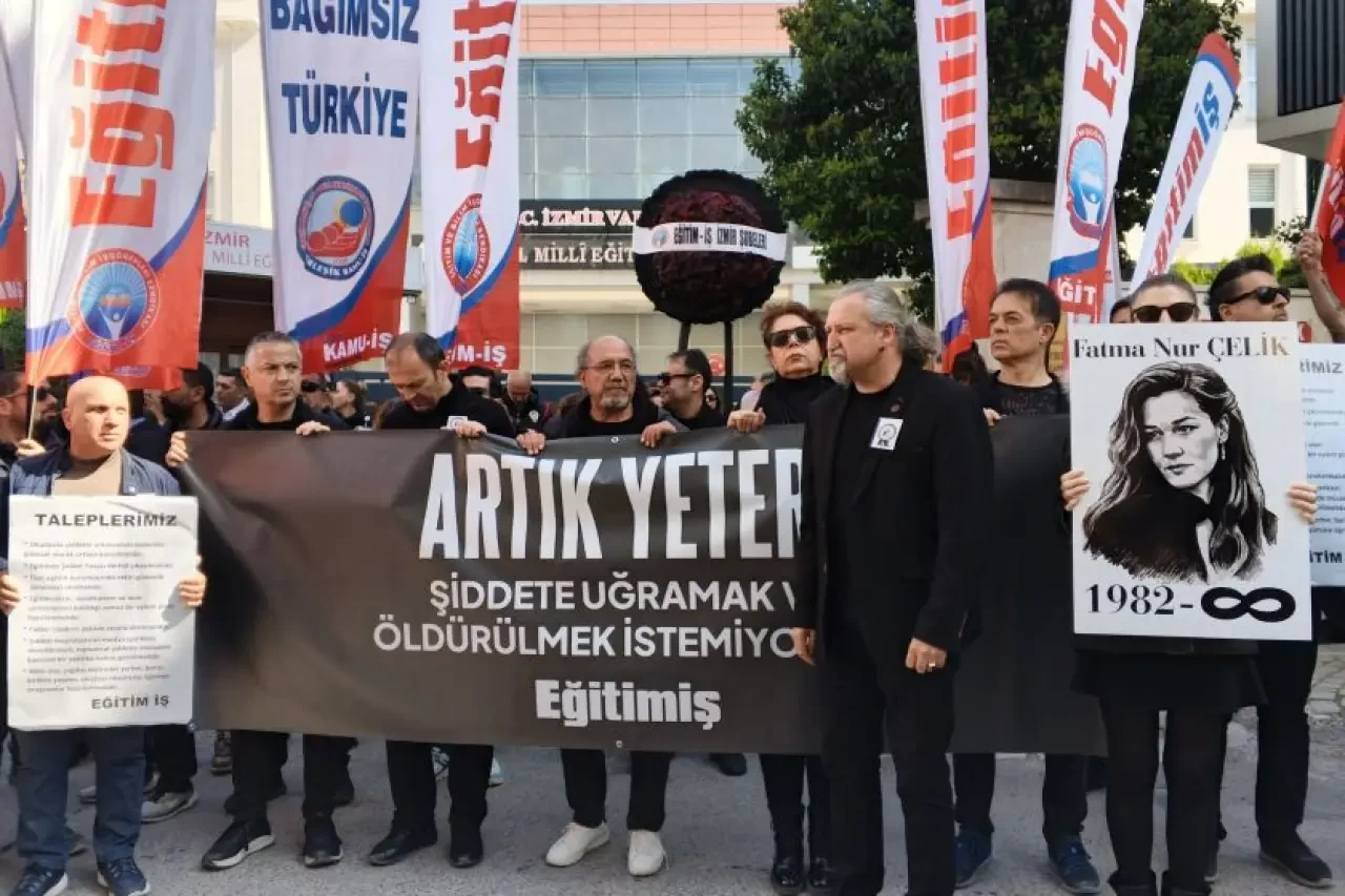 Fatma Nur Çelik Cinayeti Sonrası Eğitim Emekçileri Eylemde: Kaymakamlık Önünde Oturma, Yürüyüş ve Protestolar