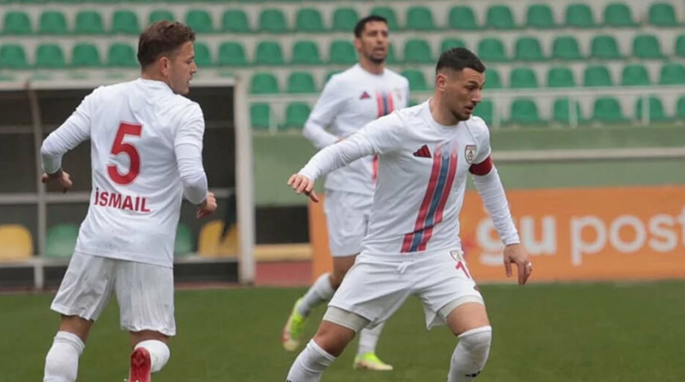 Altınordu deplasmandan kritik 1 puanla döndü
