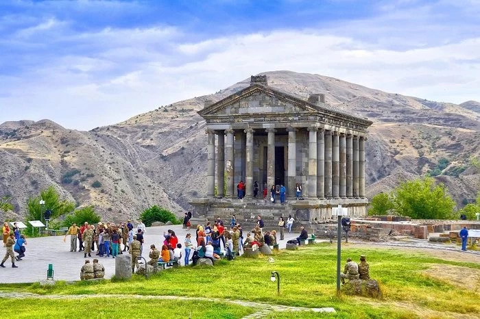 Ermenistan’dan Turizm Hamlesi: 113 Ülke İçin 180 Günlük Vizesiz Seyahat Dönemi Başladı