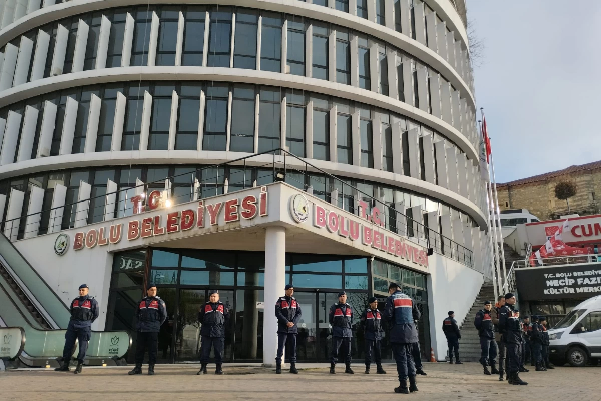 Belediye Binasında Operasyon