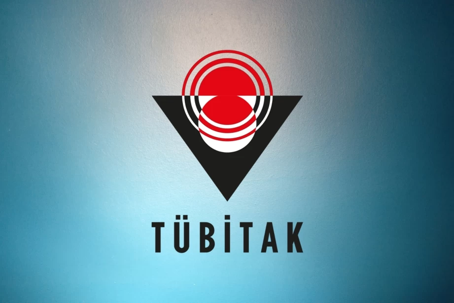 TÜBİTAK’ın "Yağmur Dualarının Eko-Teolojik Analizi" projesine ayırdığı dev bütçe tartışma yarattı. 7. ve 11. yüzyıllar arasındaki ritüelleri inceleyecek olan proje, "bilimsel öncelik" tartışmalarını yeniden alevlendirdi.