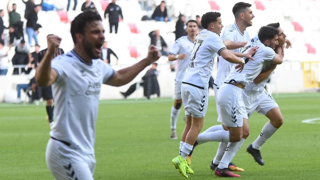 Altay’dan hayati üç puan