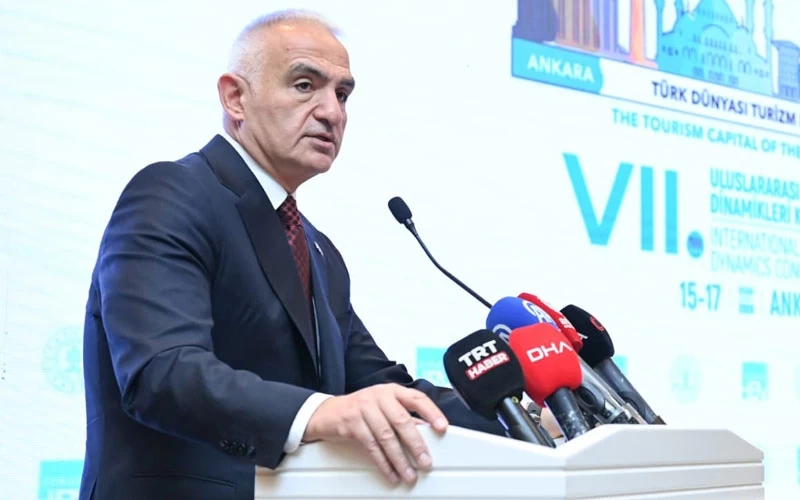 Bakan Ersoy’dan Turizmde Birlik Mesajı: "Turizmin Gücünü Birlikte Büyütüyoruz"