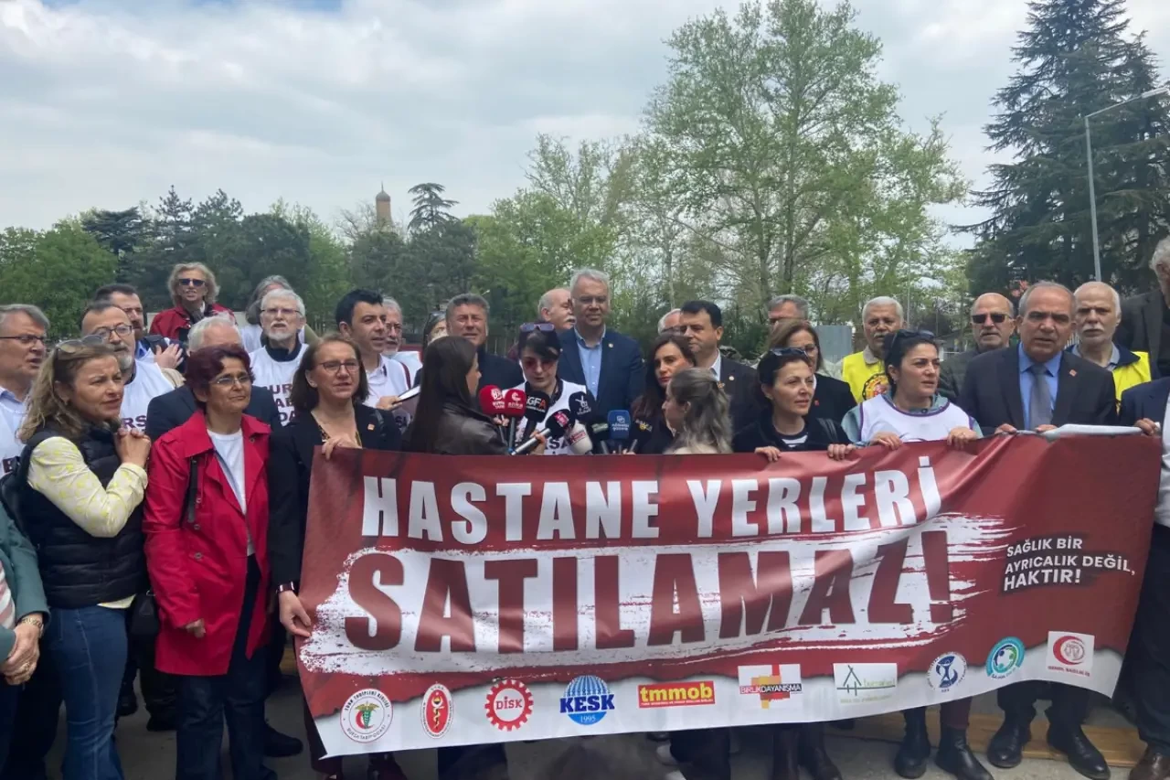 Bursa’da sağlık alanlarının satışına karşı protesto düzenlendi