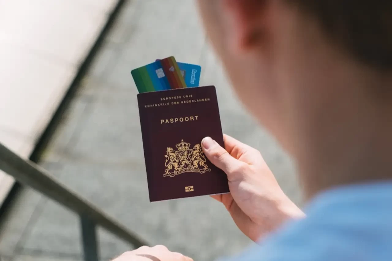 Avrupa hayali "randevu" engeline takıldı! Schengen vizesi alabilmek için aylar sonrasına gün bekleyen vatandaşların mağduriyeti artarken, resmi mercilere yapılan şikayetlerde eşi benzeri görülmemiş bir yükseliş yaşanıyor.